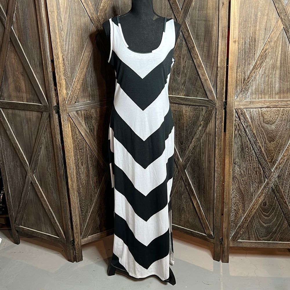 Leshop Maxi Dress NWT
